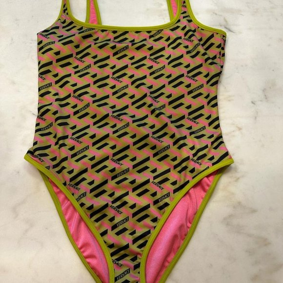 swimsuit - Picture 1 of 2